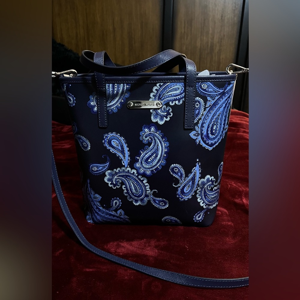 Michael Kors tote